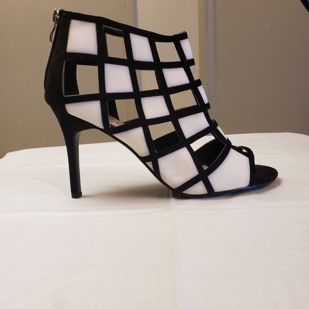 N.Y.L.A. Julienn Womens Open Toe Stiletto